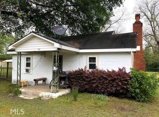 220 Simmons St, Metter, GA 30439