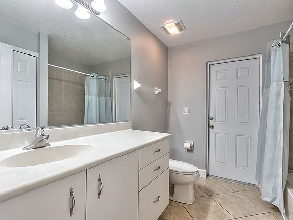 5th image of 1720 Goosecross Ct