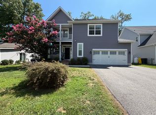 5982 4th St, Deale, MD 20751