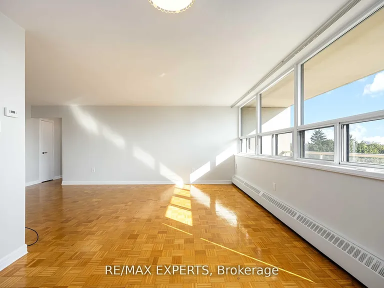 360 Ridelle Ave #612 — Photo 11