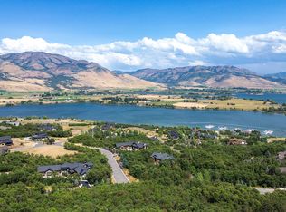 929 N Valley View Dr, Eden, UT 84310