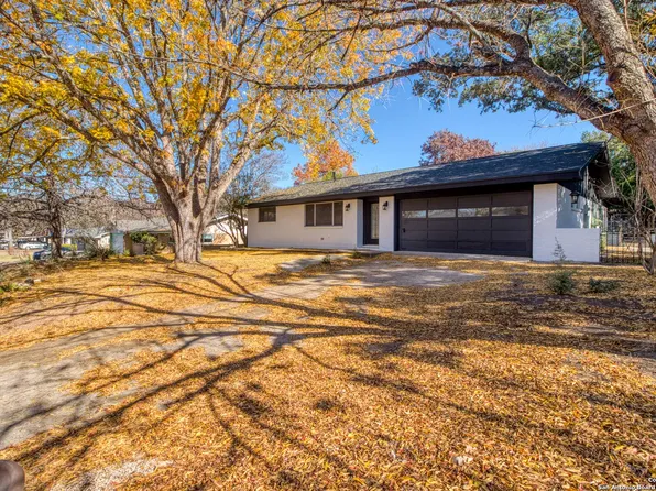 1118 Donna Kay, Kerrville, TX 78028