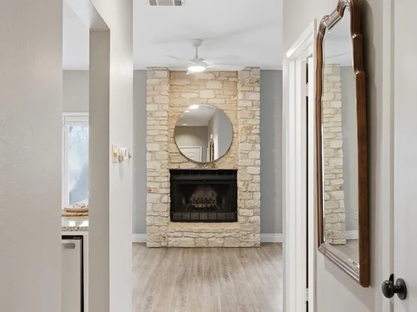 2201 Lakeway Blvd APT 25, Lakeway, TX 78734