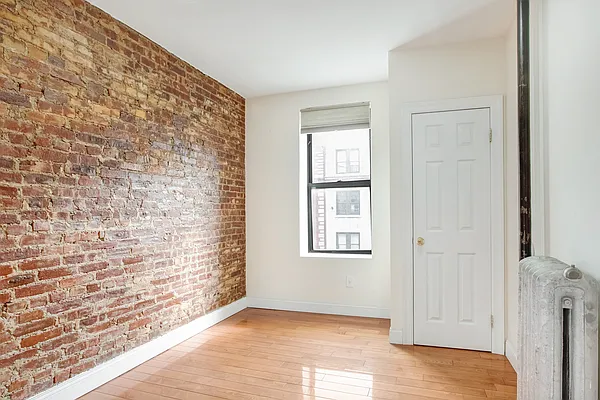 Rented by Compass | media 11