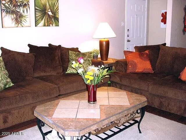 1 bed, 1.0 bath, 780 sqft, $1,750 — Photo 2