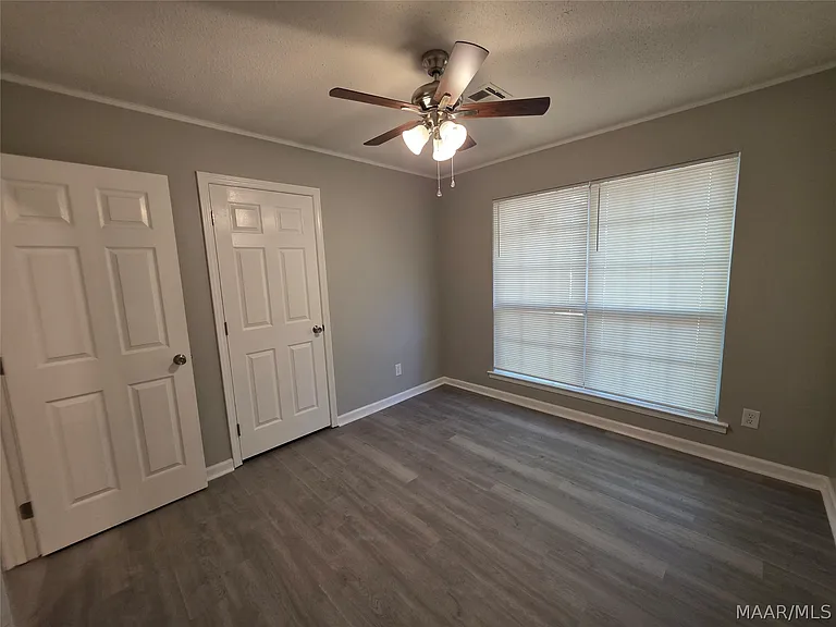 744 Ledyard Pl — Photo 14