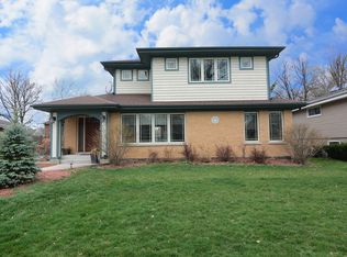 926 S Prospect Ave, Elmhurst, IL