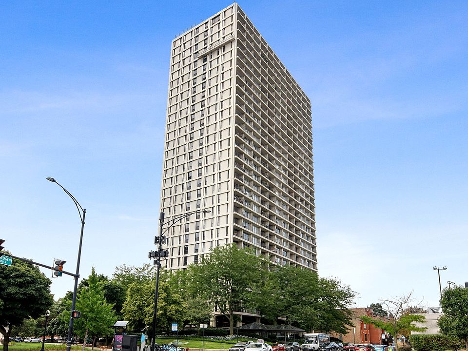 1st image of 1960 N Lincoln Park West Ave #2704