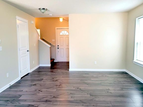 Entry and living space