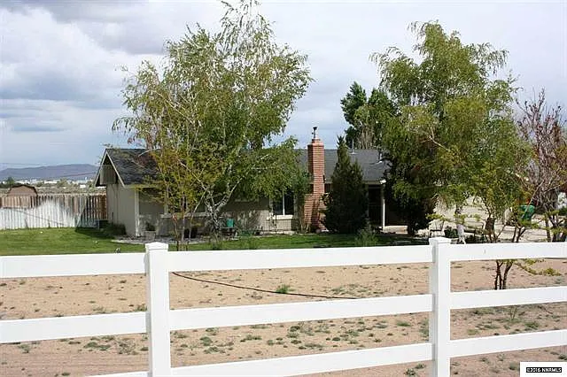 10650 Santa Fe Rd photo 1