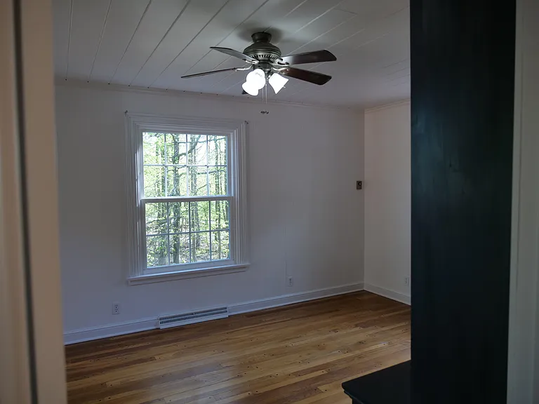 Additional room off living room with beautiful view of Mill Creek Park.
