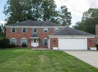 20707 Forestwood Dr, Strongsville, OH