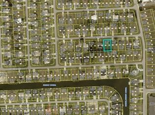 840 SW 17th Ter, Cape Coral, FL 33991