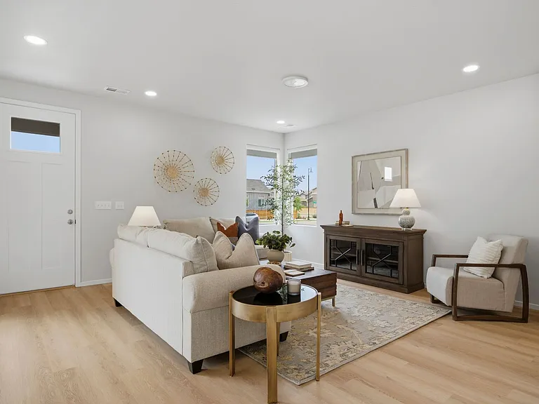 5230 Rendezvous Pkwy — Photo 14