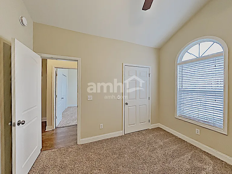 107 Oscar Ct — Photo 21