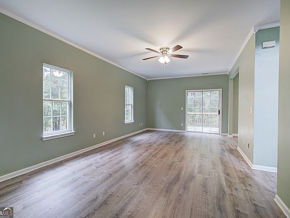 4th image of 385 Griffin Rd NW