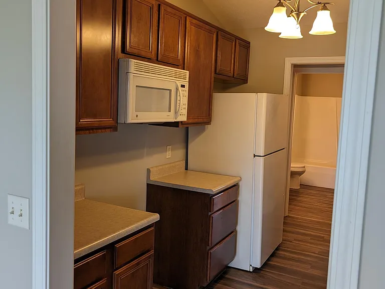 1547 Cumberland Ave — Photo 5