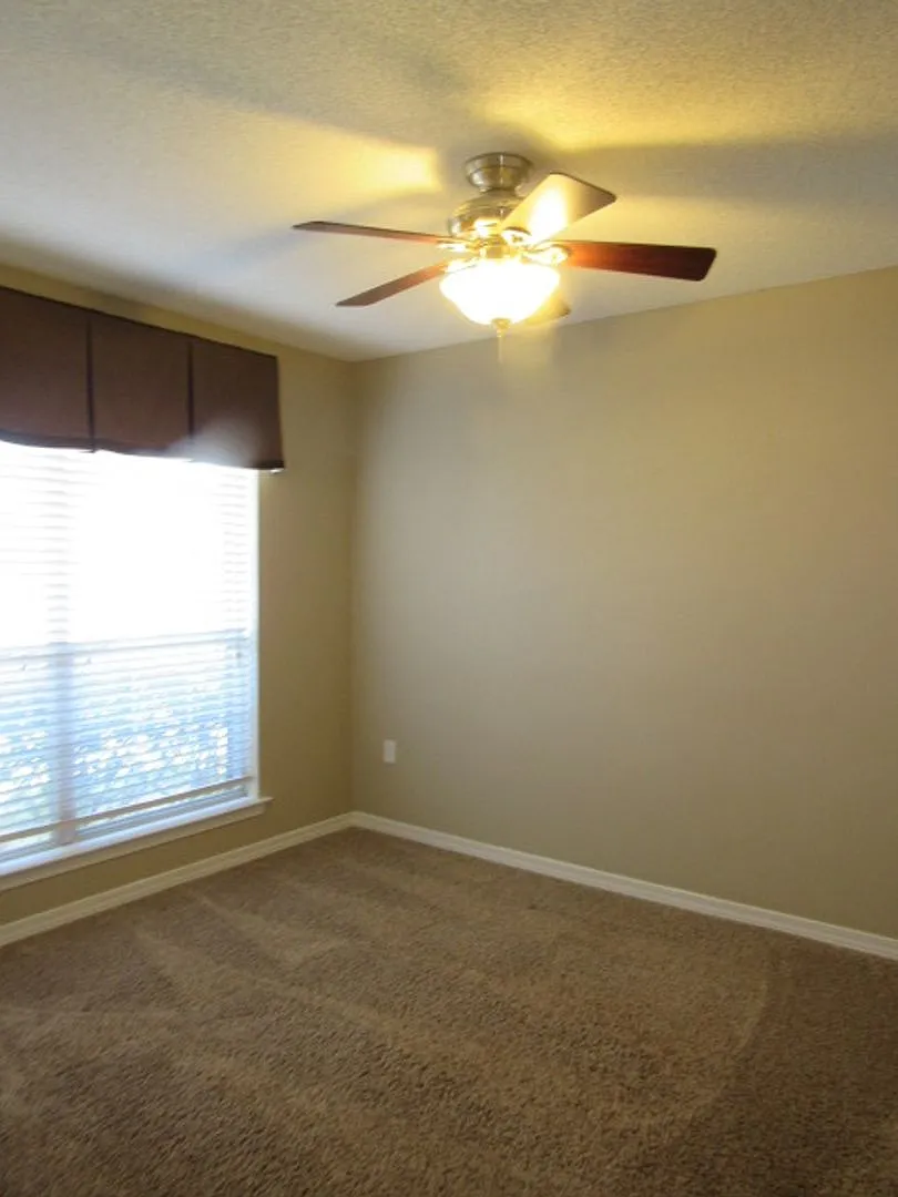 Building Photo - 3766 Landon Ct