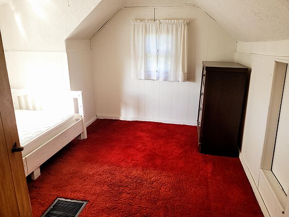 4th image of 907 Kimball St