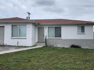 1341 W 31st St, Riviera Beach, FL 33404