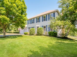 29 Buttermilk Rd, Leominster, MA 01453