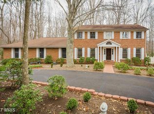 10714 Timberidge Rd, Fairfax Station, VA 22039