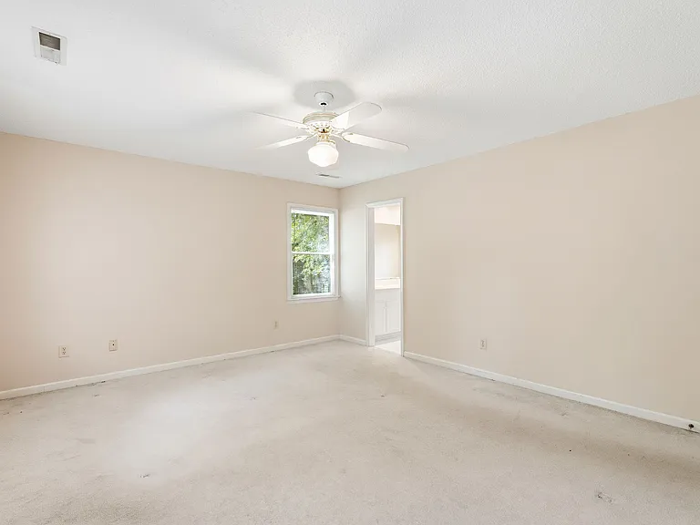 1424 Brookwood Dr — Photo 27