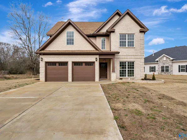 6215 Hollow Rd NW, Huntsville, AL 35810