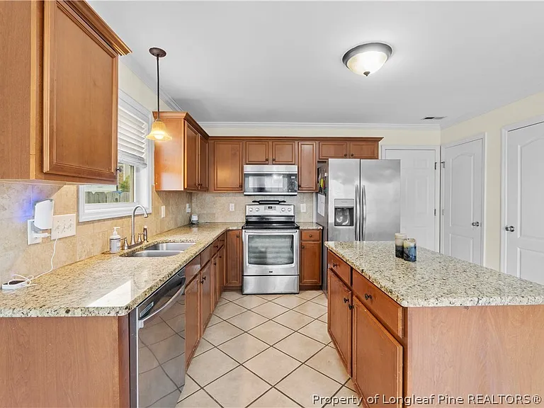 1659 Rock Creek Ln — Photo 11