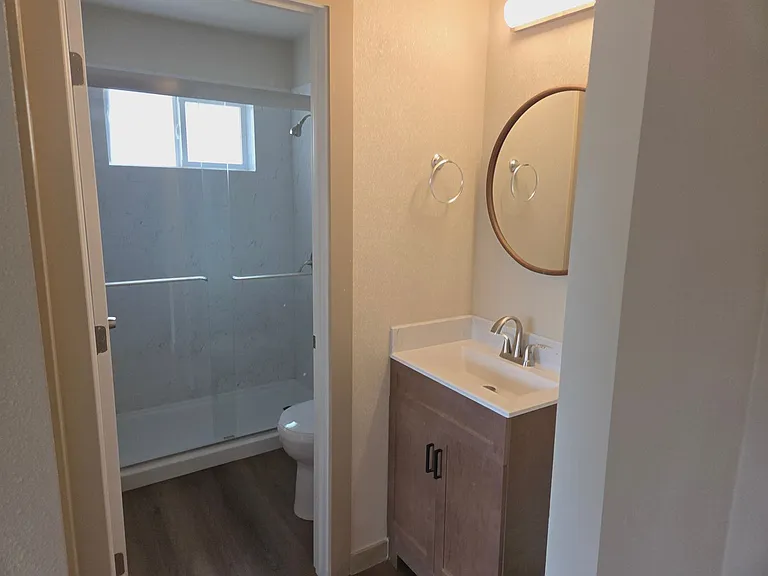 1805 Saint James Pl — Photo 11