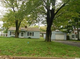 4995 Forest Rd, Mentor, OH 44060