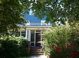 61 Stratford St, West Roxbury, MA 02132