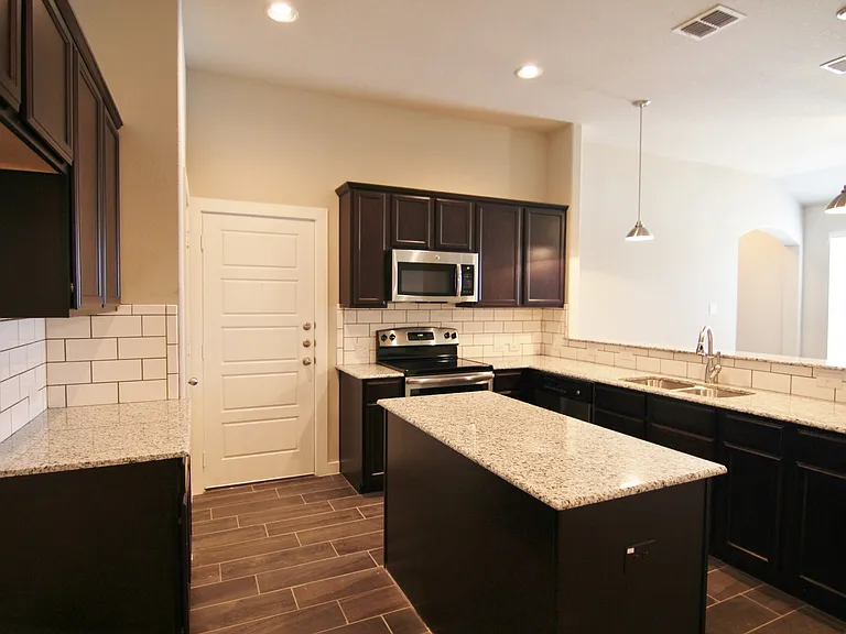502 Creekside Frst — Photo 6