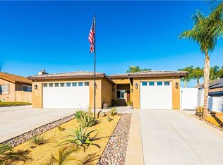 23180 Continental Dr, Canyon Lake, CA 92587