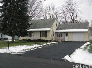109 Knowland Dr, Liverpool, NY 13090