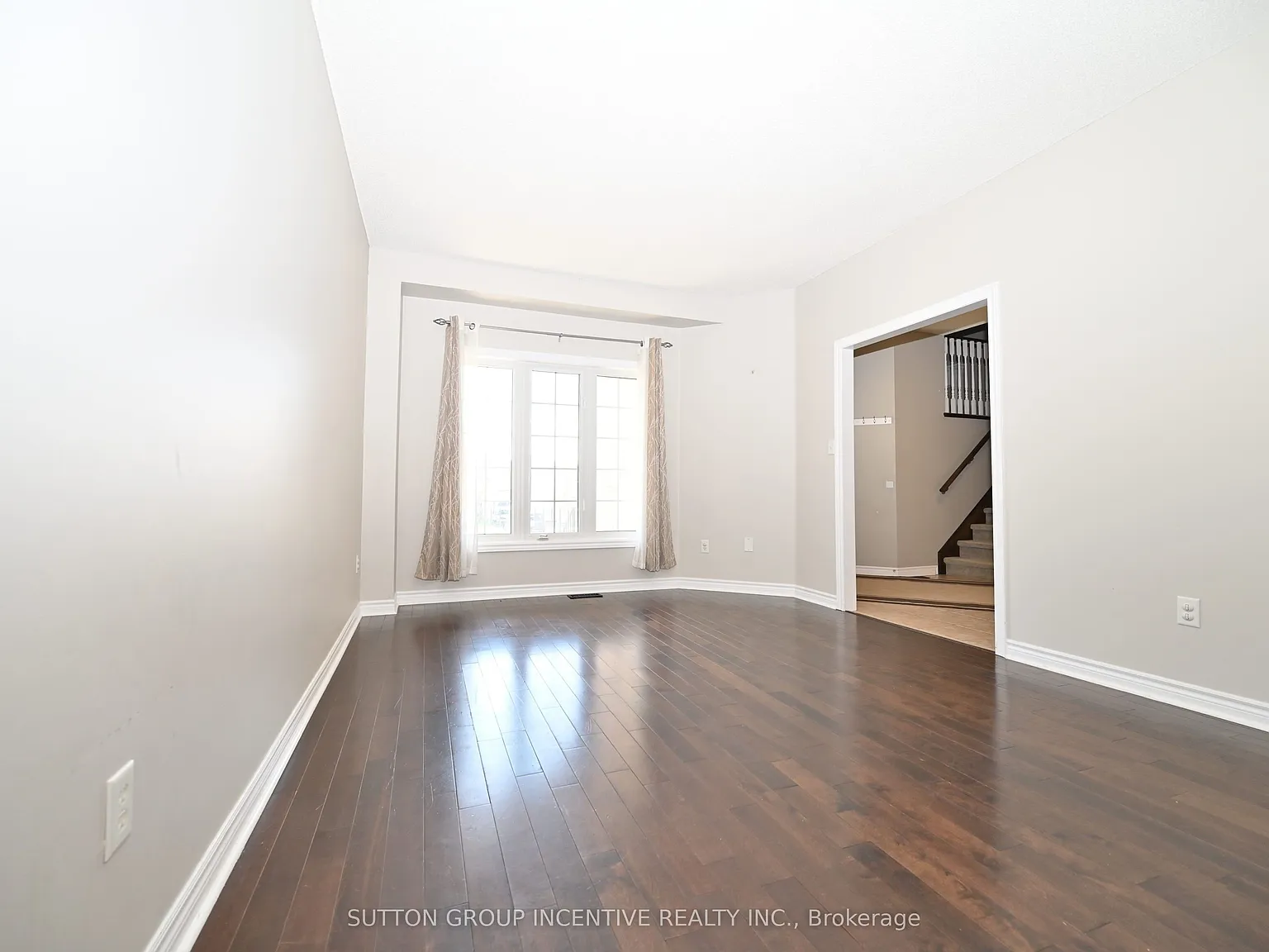 4 bed, $3,200 — Photo 4