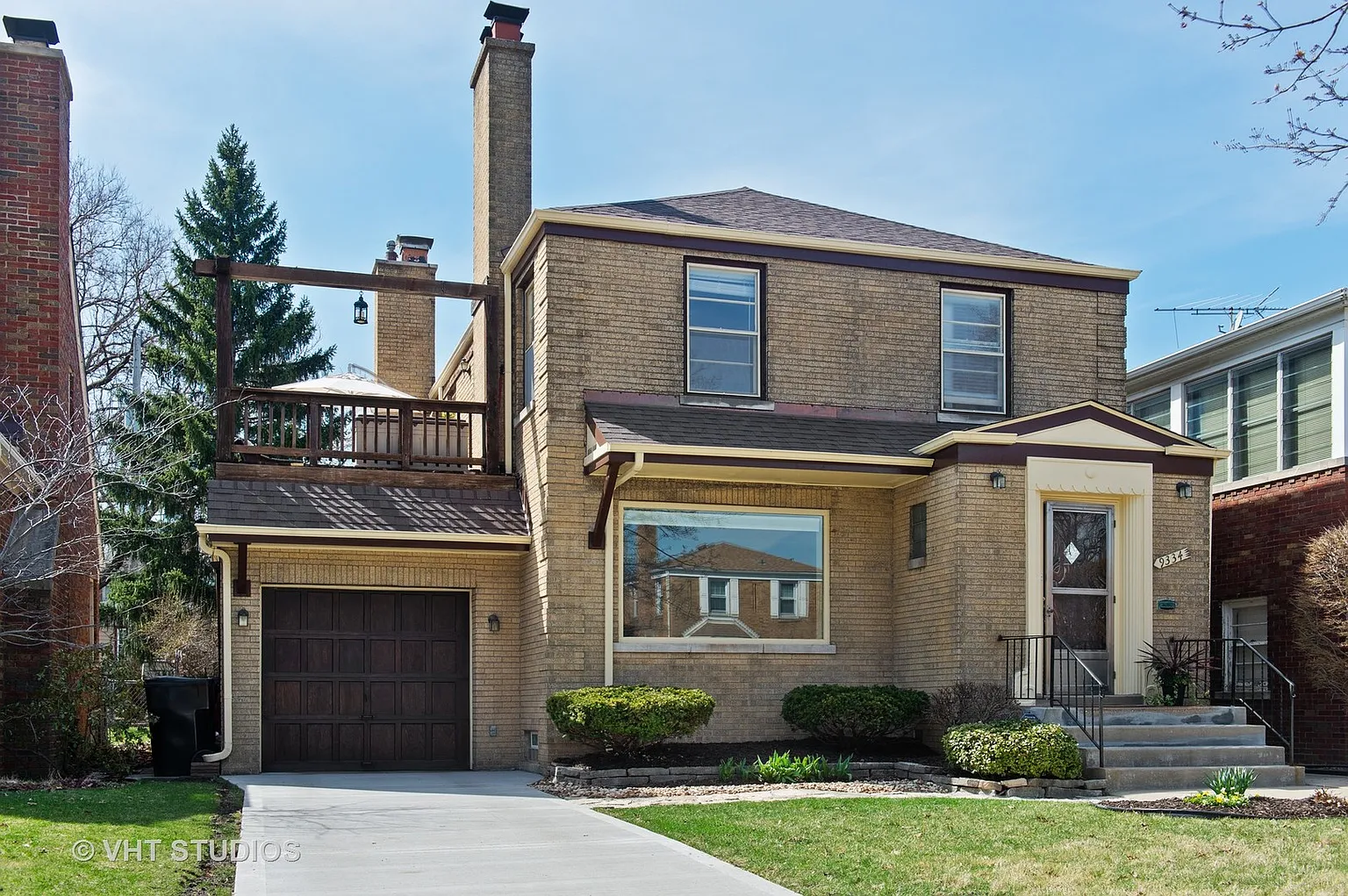 9334 S Oakley Ave photo 1