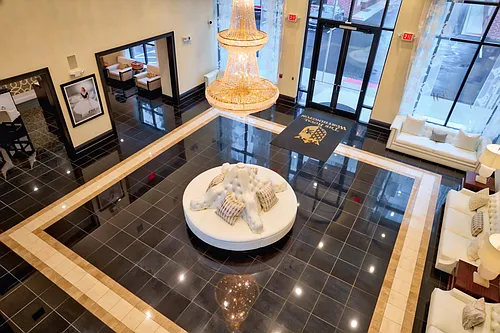 The Royal Worthington Photo 1 The Royal Worthington Photo 1