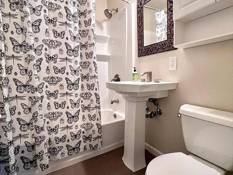 2443 Sunset Ave — Photo 9
