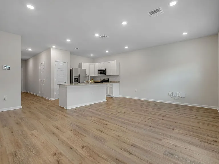 173 Turpentine Dr — Photo 10