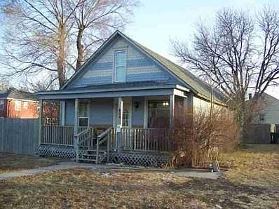 1st image of 604 E 2nd St