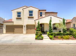 3211 Salem Ave, Clovis, CA 93619