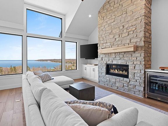 2nd image of 10609 Shore View Pl Unit 601
