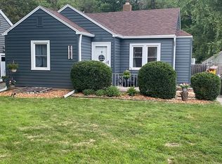 3813 E 8th St, Des Moines, IA 50316