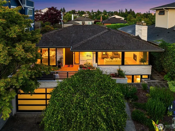 1910 Edgemont Place W, Seattle, WA 98199