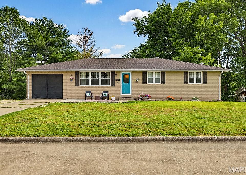 1st image of 629 Sue Dr