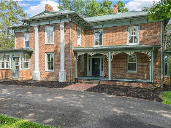 3rd image of 275 Burger Dr