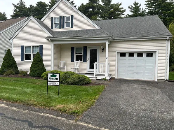 45 Benjaman Dr, Rochester, MA 02770