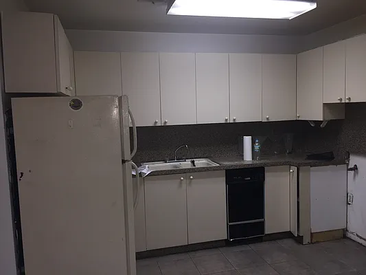 Rented by Zuz Realty | media 17