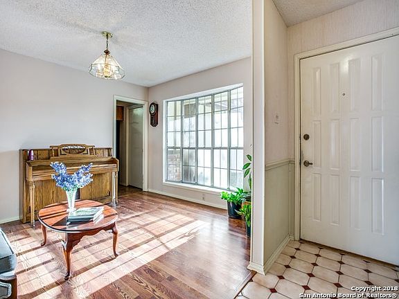 5th image of 2419 Wilderness Wood St
